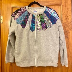 Fruit of the Loom Gray Zip-Up Sweatshirt with Floral Patchwork